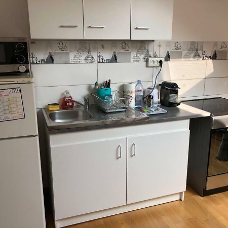 Appartement Independant Chez L'Habitant ブゾン エクステリア 写真