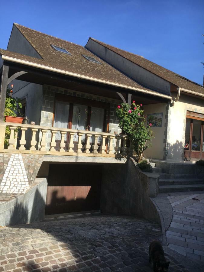 Appartement Independant Chez L'Habitant ブゾン エクステリア 写真